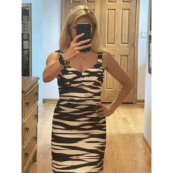 YUMI KIM Orange Blue White cutout sheath knee length dress Size Small/XS 0/2 - Picture 10 of 14